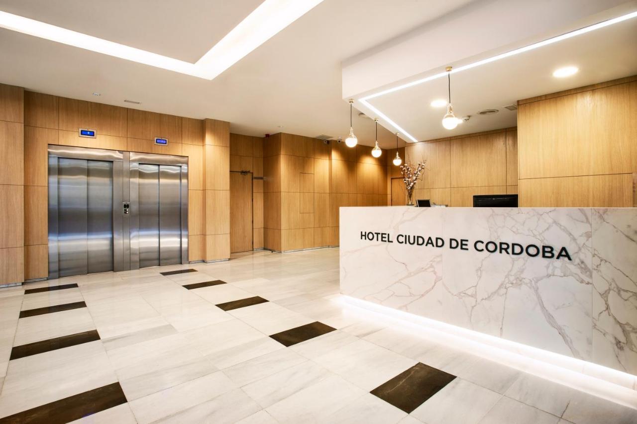 Exe Ciudad De Cordoba Hotell Exteriör bild